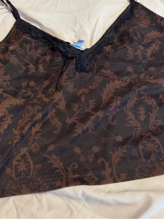 Princess Polly Black & Brown Lace-Trim Cami Top - Picture 2 of 6